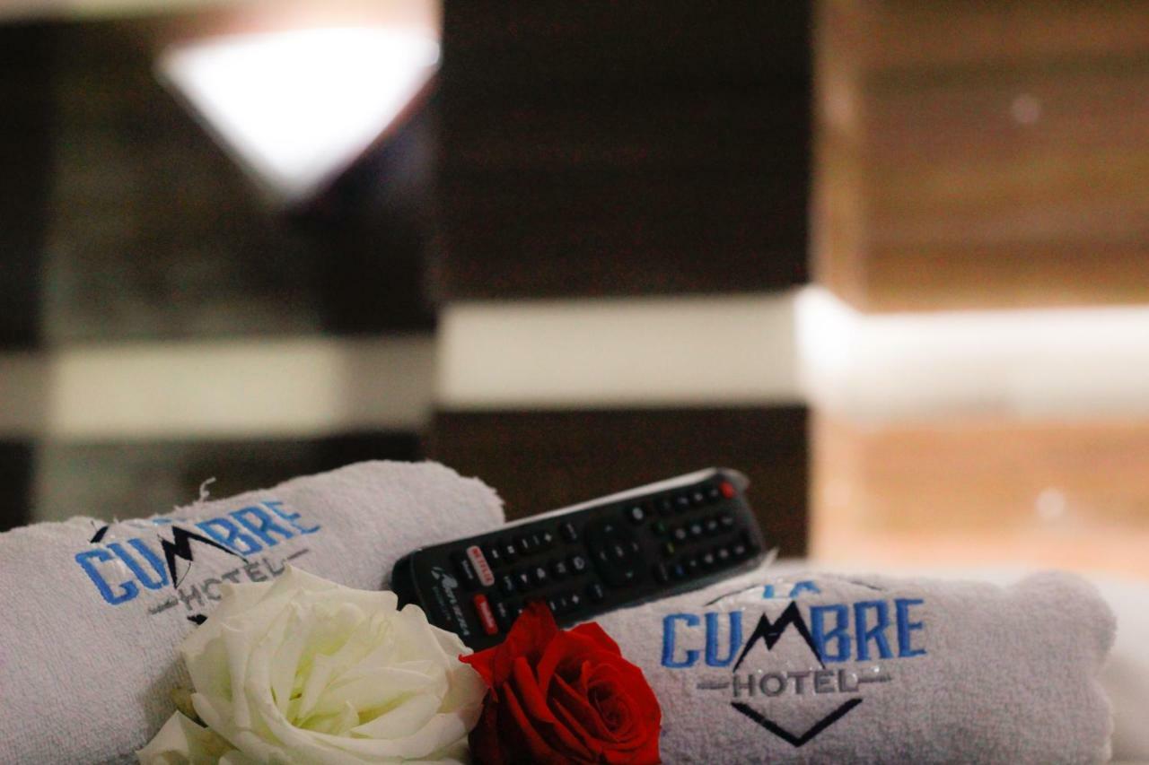 Hotel La Cumbre บาญอส ภายนอก รูปภาพ